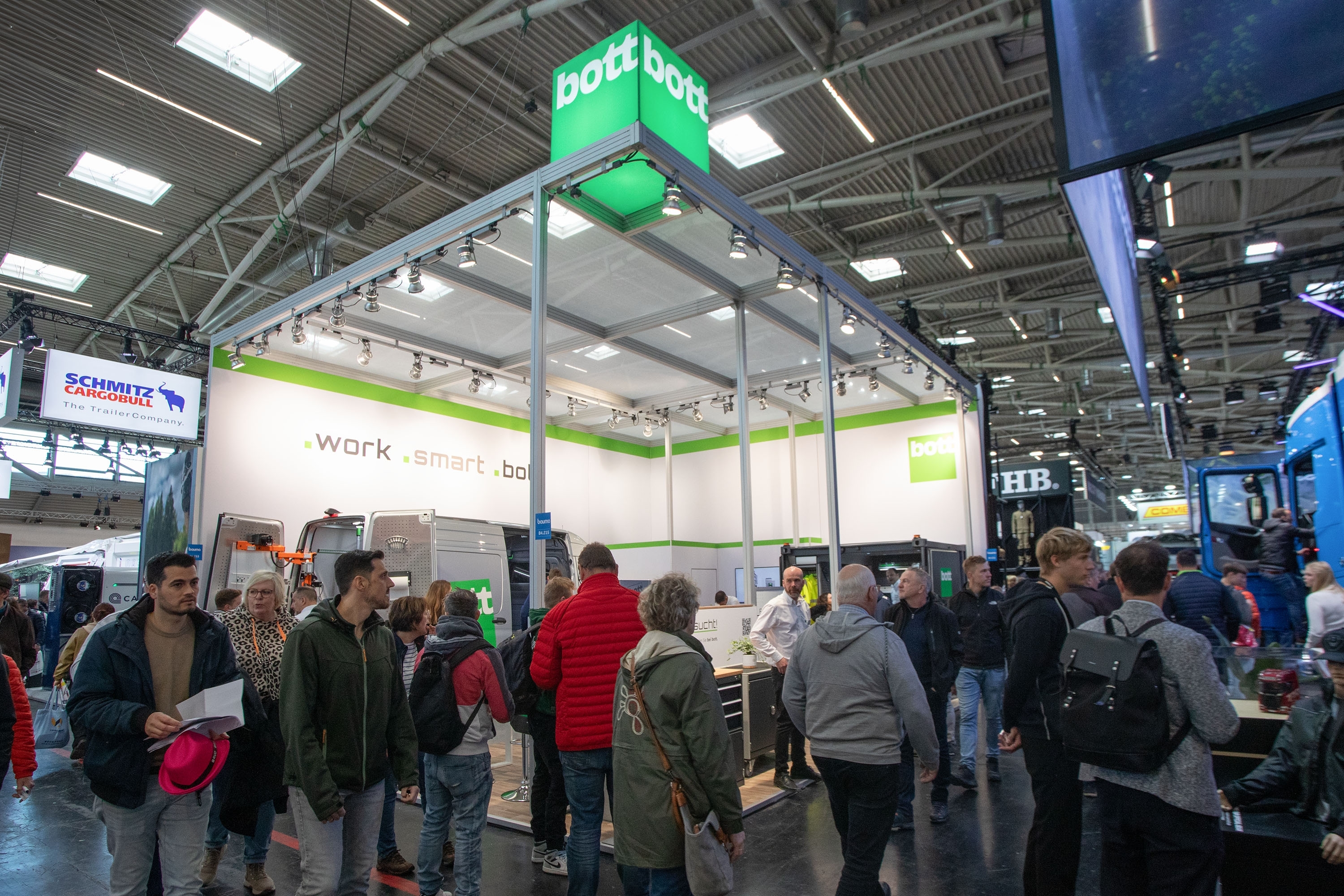 Bild1-bott-Messestand-bauma-2025-Urheber-Bott-GbmH-&-Co.-KG.jpg