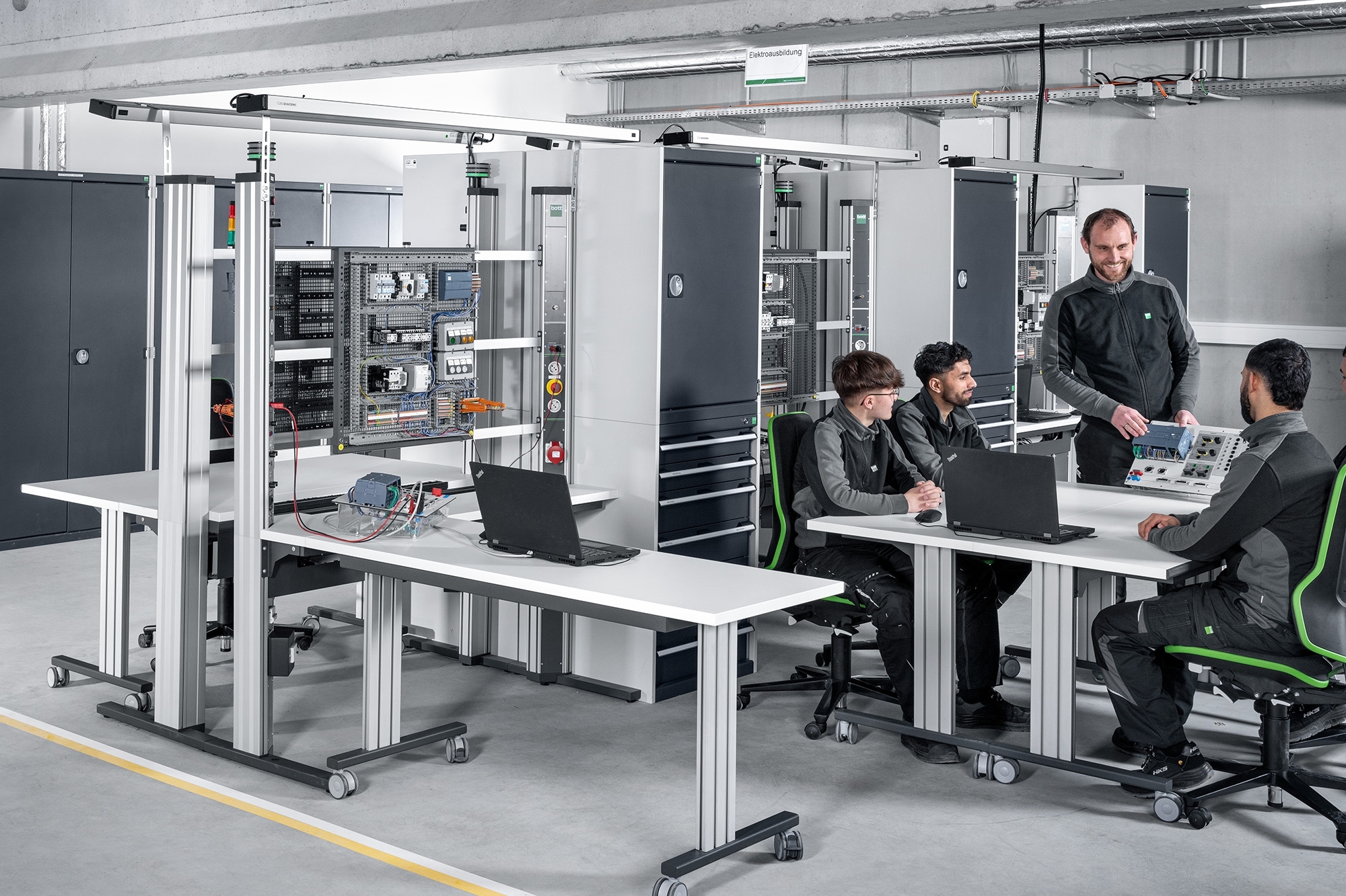 bo_sys_ref_bott_Elektrowerkstatt_03304_V01.jpg