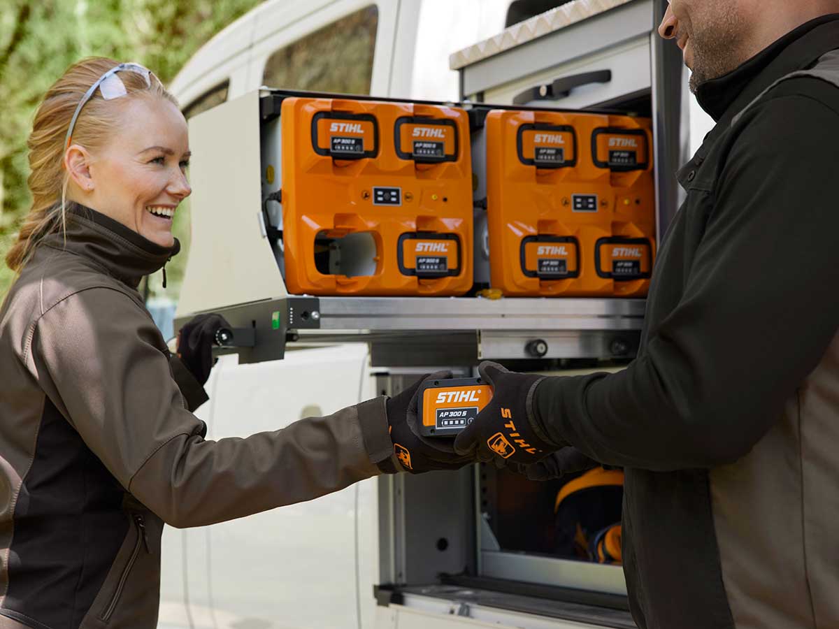 news-bottainer-powered-by-stihl-akkus.jpg