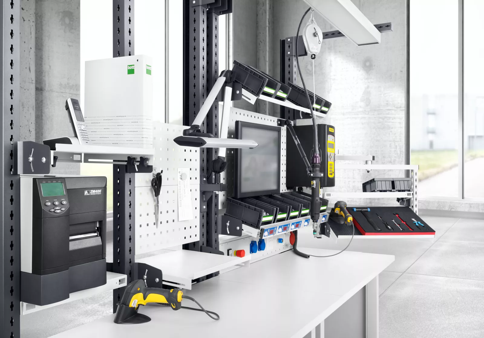 avero ergonomische Werkbank für manuelle Montage und Elektronik