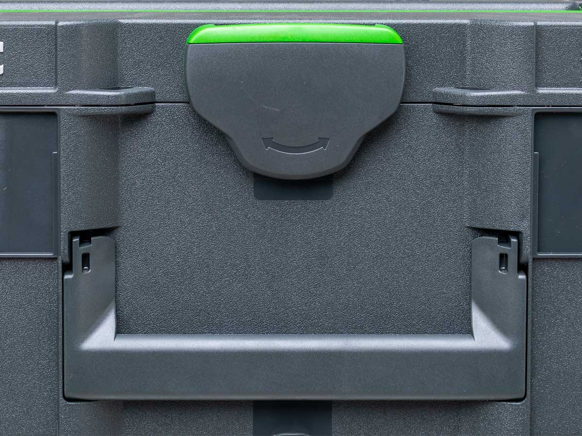 Front carrying handle on the Systainer³ case system