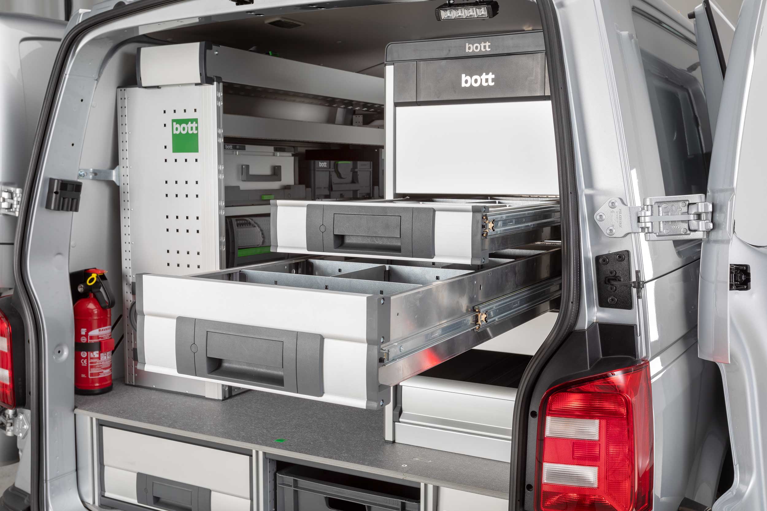 Ergonomic vehicle equipment for vans