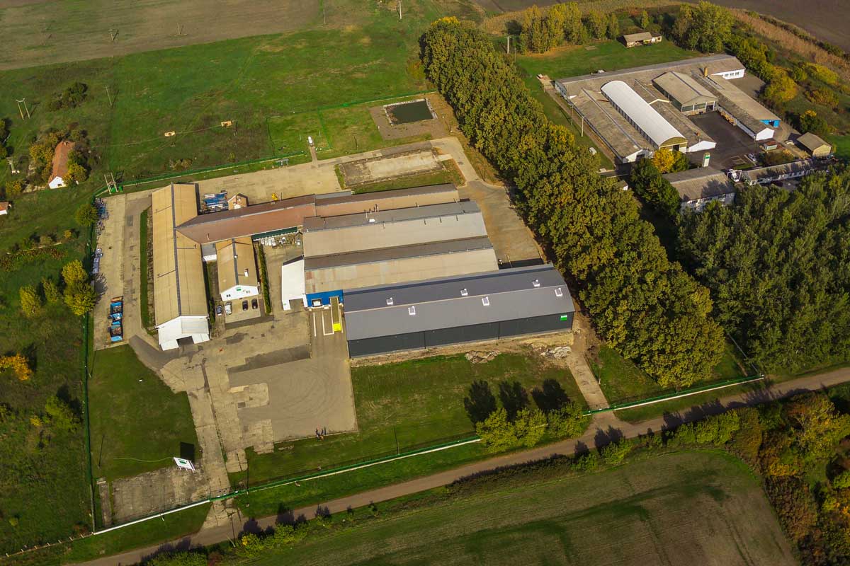 Luftaufnahme des ungarischen Produktionsstandortes